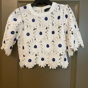 GRACIA Floral Lace Crop Top